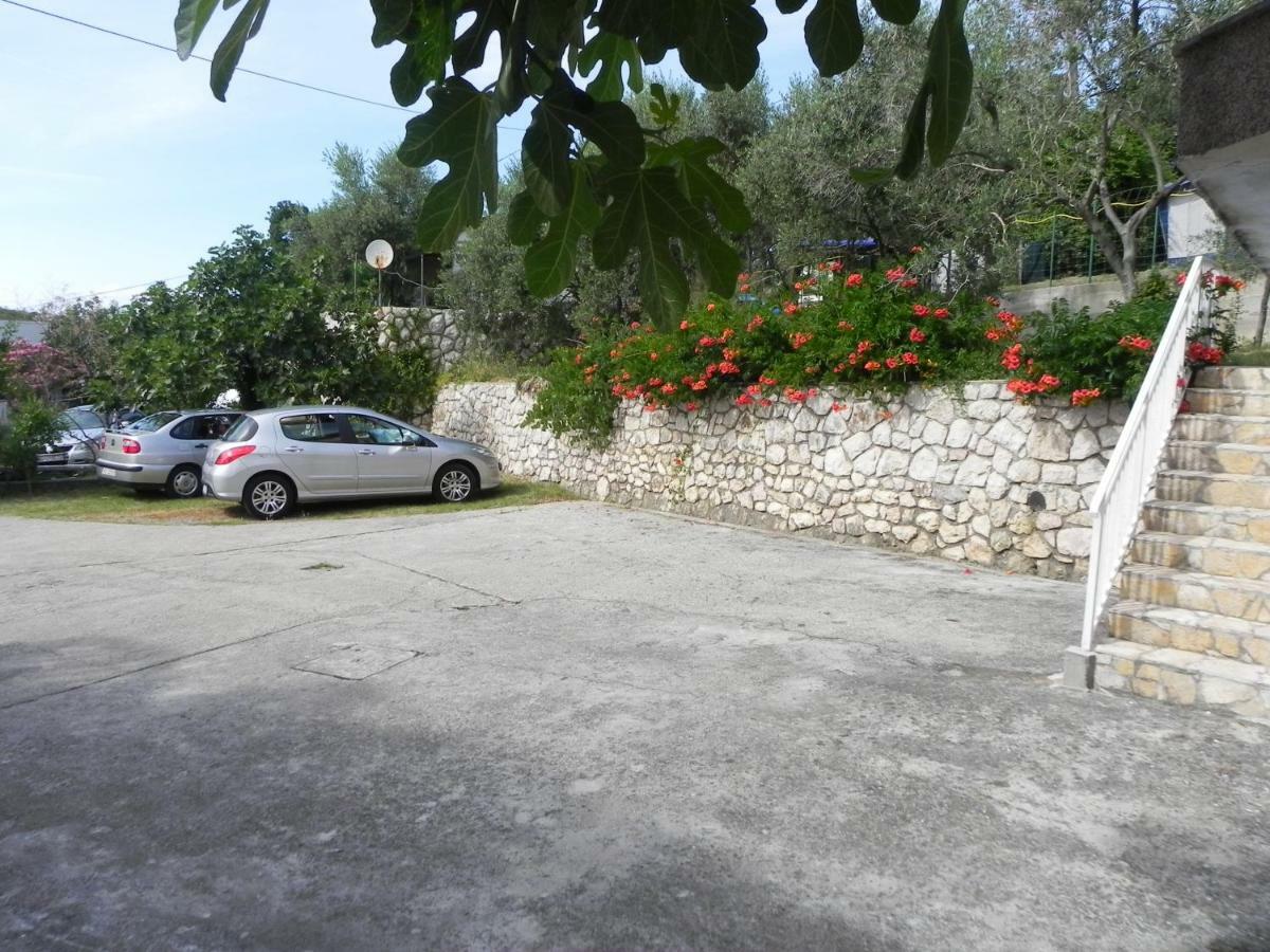 Apartments Kampor Damira Rab Town Esterno foto